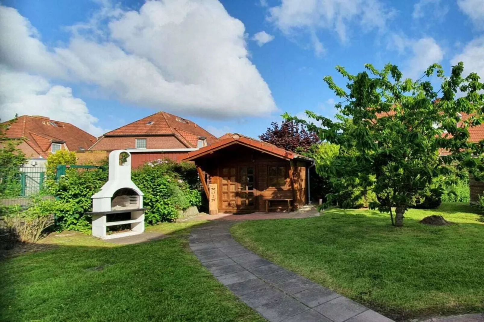 298215-Buitenkant zomer