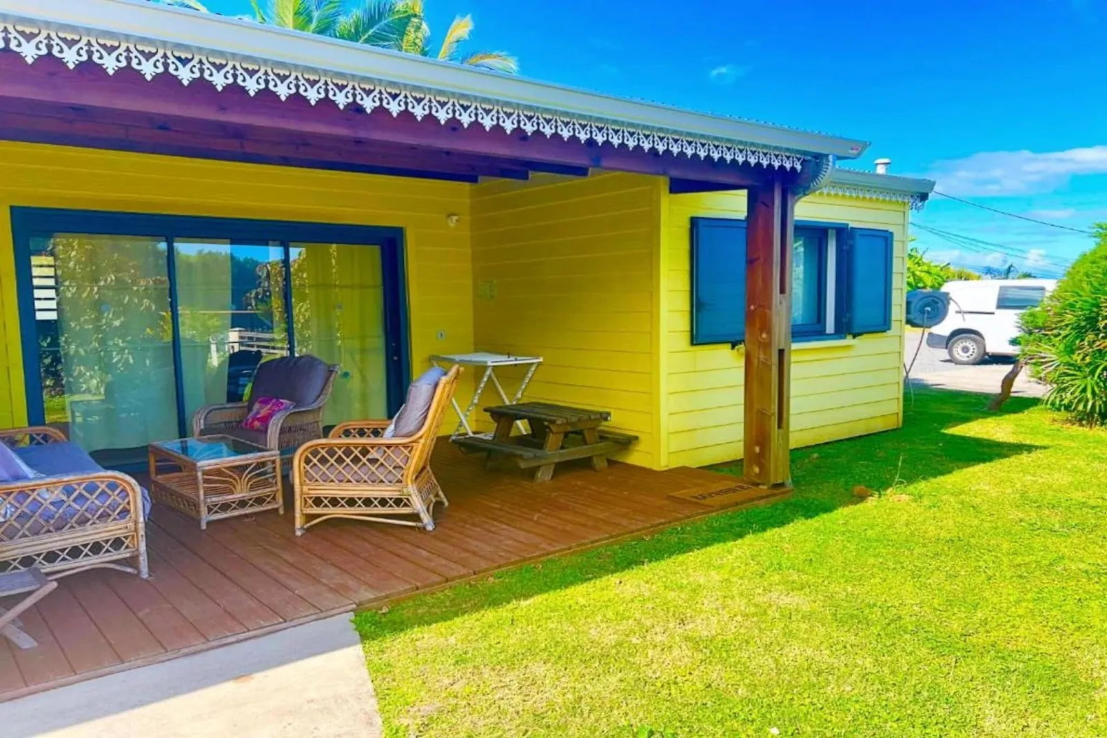 Cap Vanisa/Appartement 2 Chambres - Buitenkant zomer