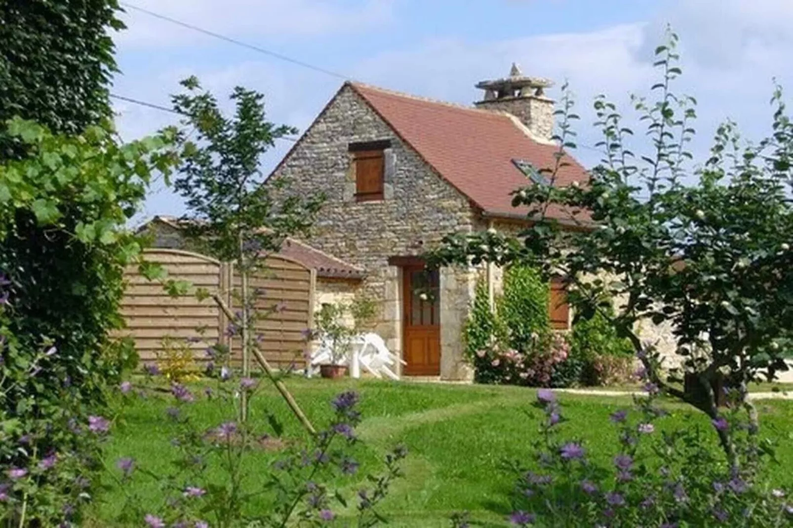 Four a pain Carème-Buitenkant zomer