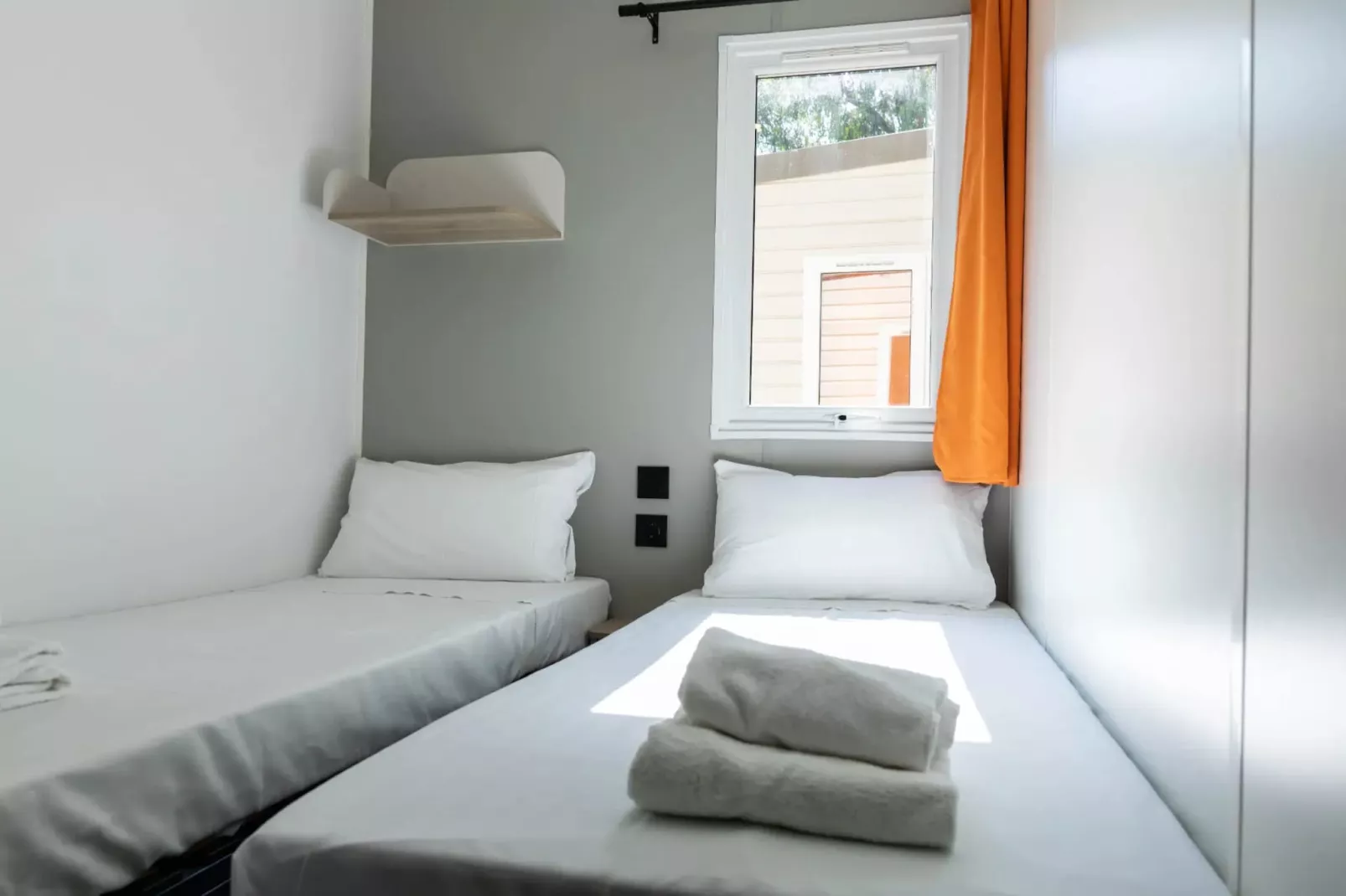 HOLA CAMP SANT SALVADOR-Superior 6-Slaapkamer