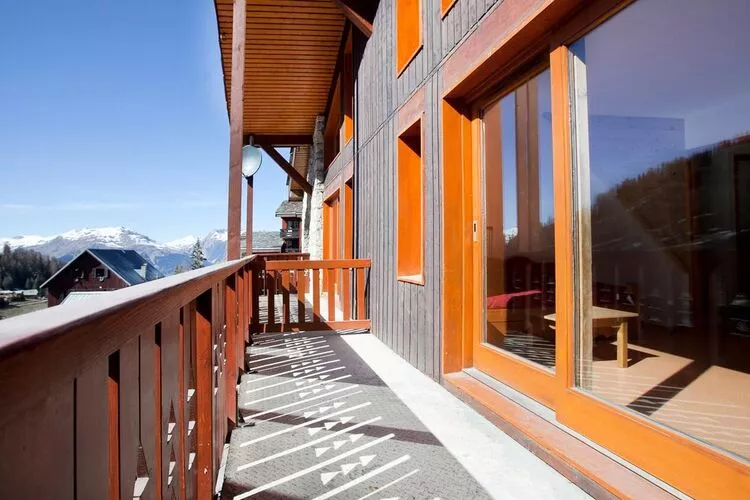 Res Les Arolles - La Plagne 1800 // Apt 1 pc 4 pers 1 bébé