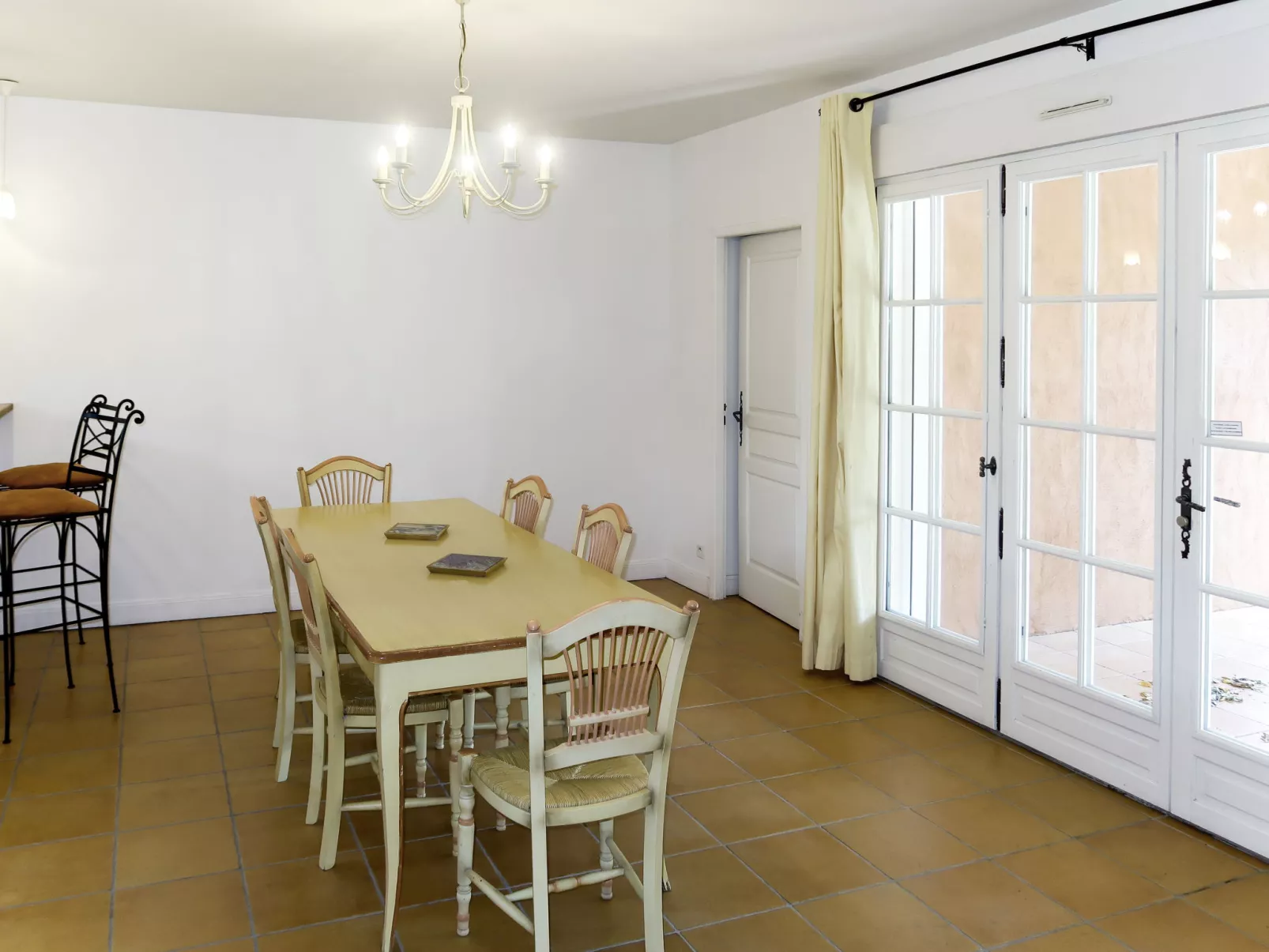 Hameaux de la Calade V6/8-Binnen