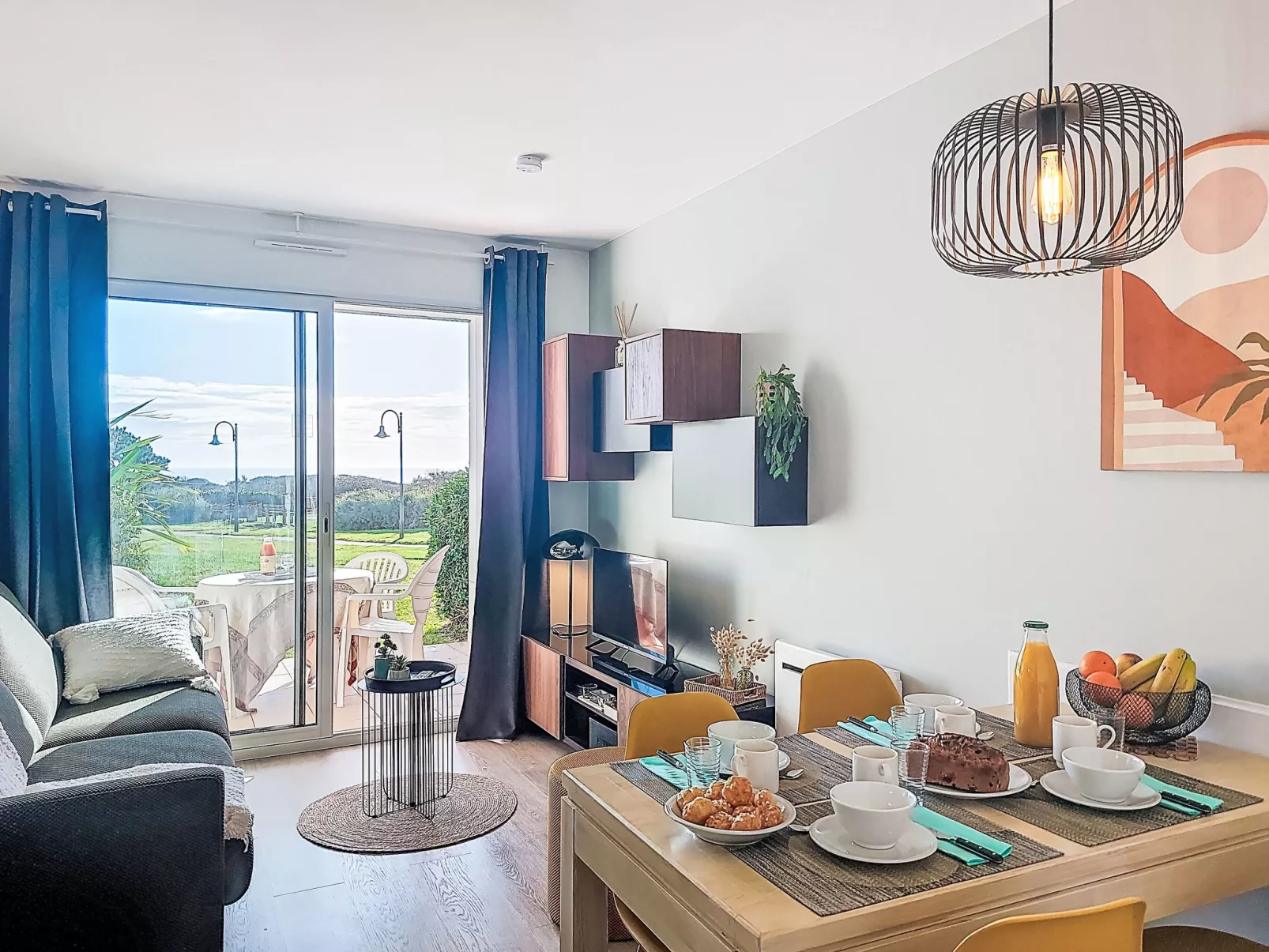 Garden and Sea- Appt T2 moderne, vue mer - Binnen