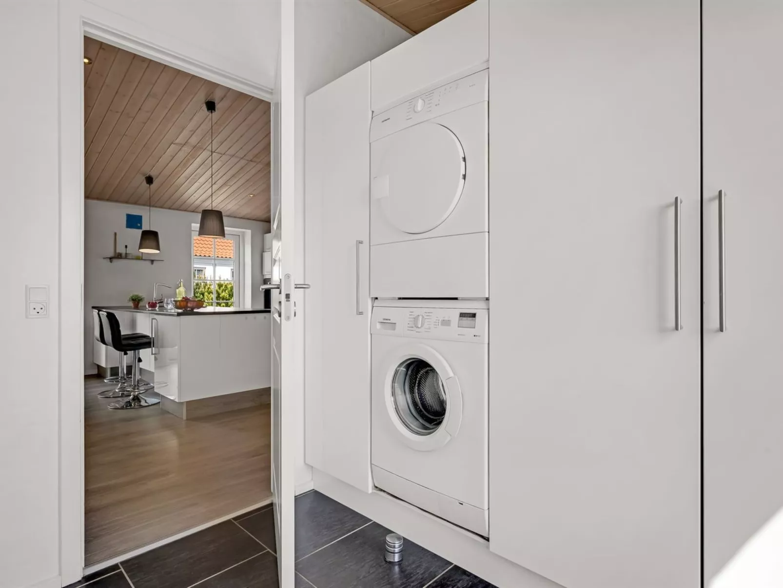 "Donco" - 3.2km from the sea - Binnen