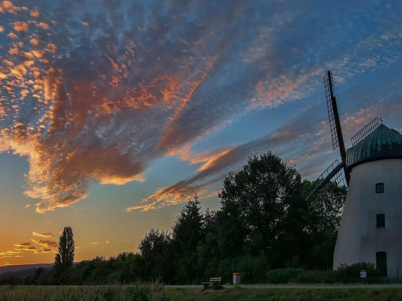 Große Wohnung in Bodenwerder mit Garten, Terrasse und gemeinsamem Pool - Image-tags.info