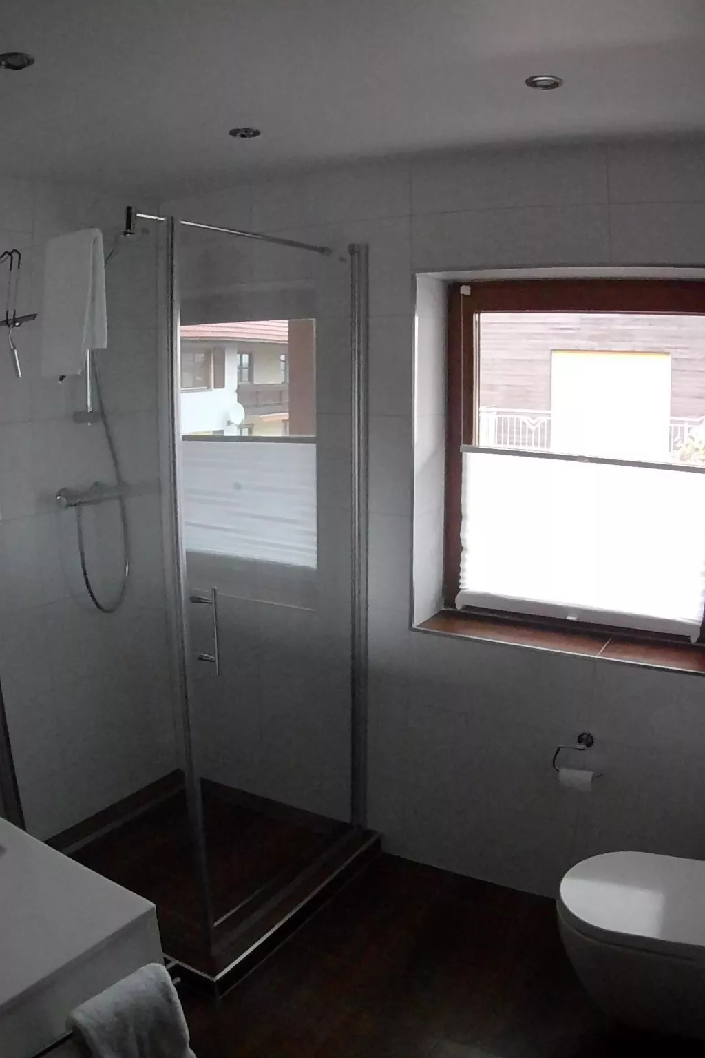 Wohnung mit einem schönen großen Balkon - Image-tags.info