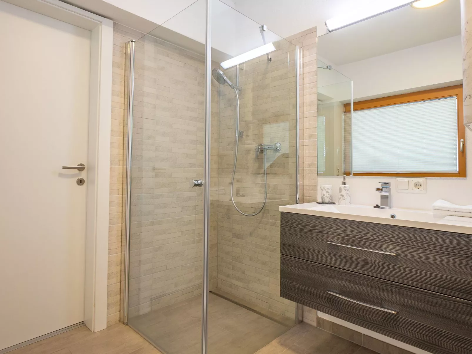 Appartement mit Blick auf den Wilden Kaiser - Image-tags.info