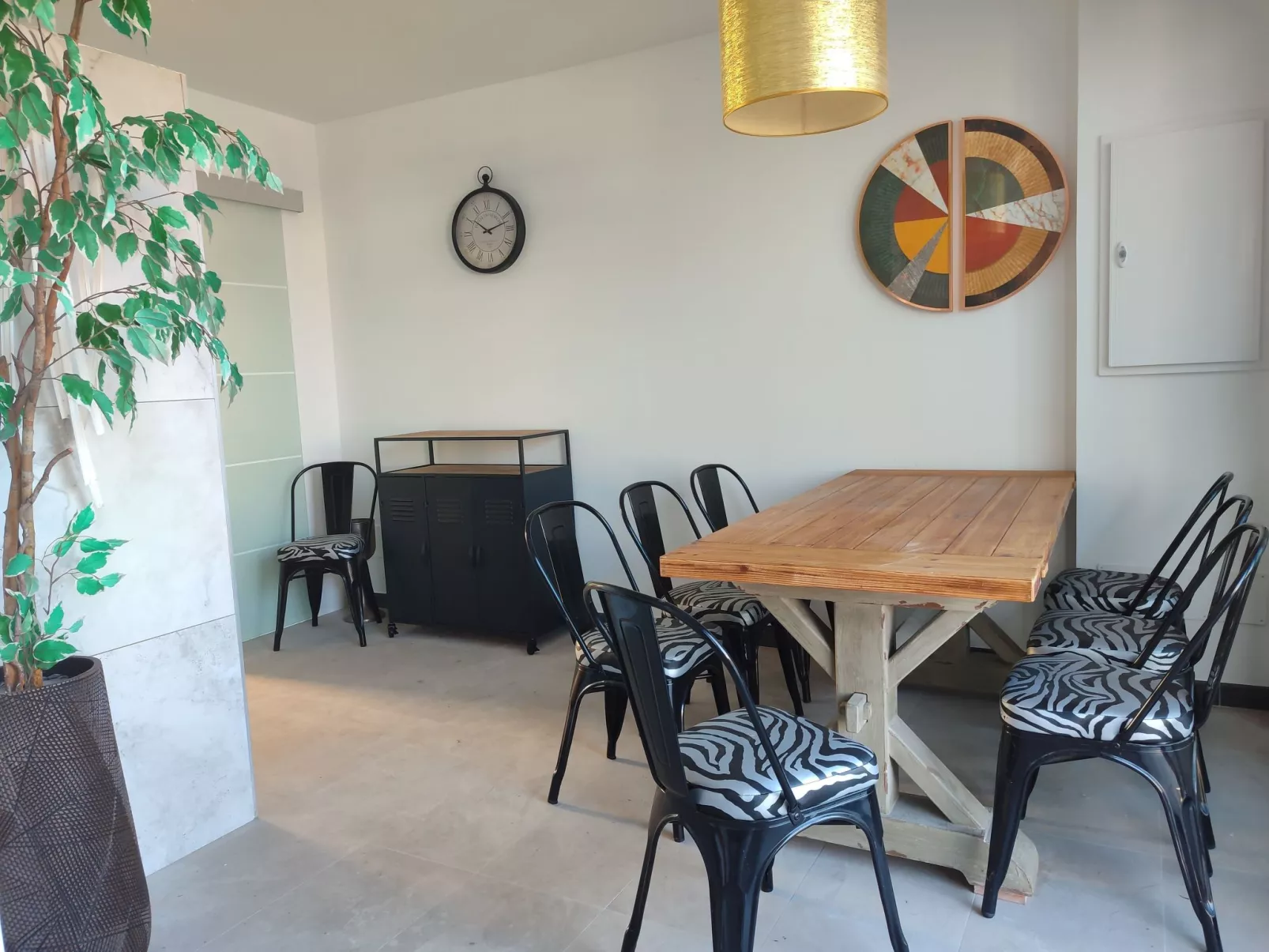 Luxuriöse Villa mit privatem Pool und Bergblick - Image-tags.info