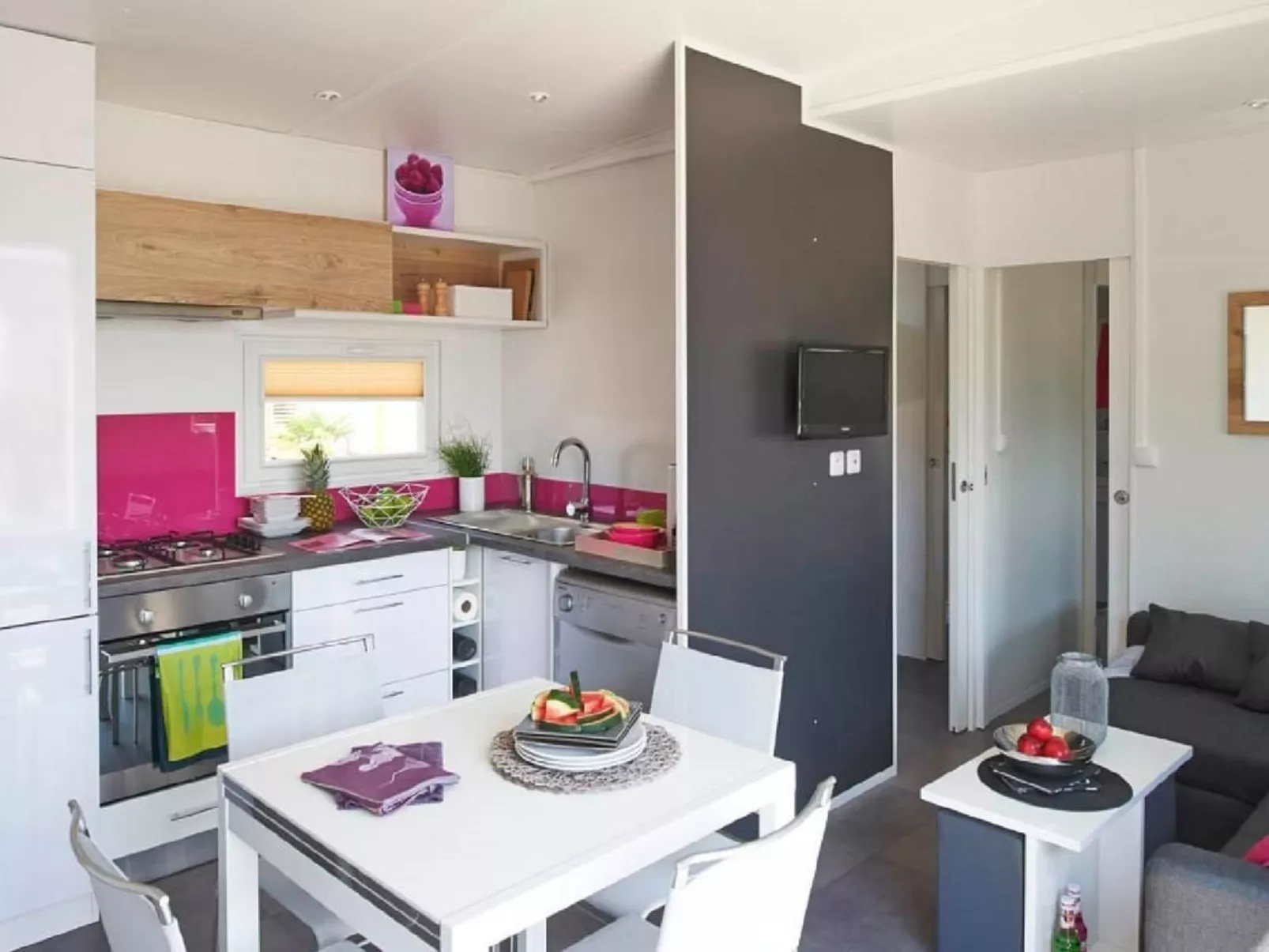 In Wackersdorf mit Whirlpool, Terrasse und Grill - Image-tags.info