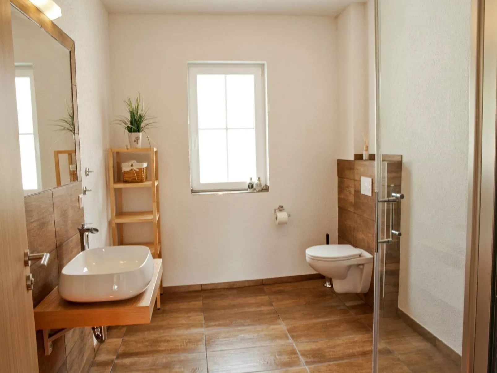 Dornröschen mit südseitigem Balkon-Image-tags.info