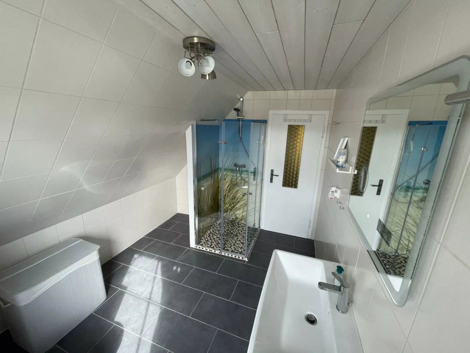 Rügenferienhaus Wohnung EG-OG - Image-tags.info