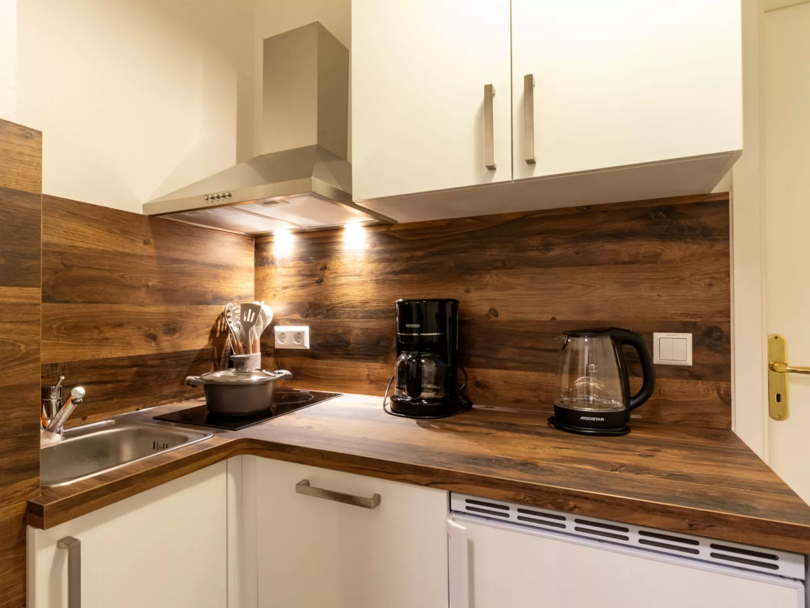 Familienfreundliche Stadt-Oase - 2 Schlafzimmer, 76qm, gratis Kaffee- und Teean - Image-tags.info