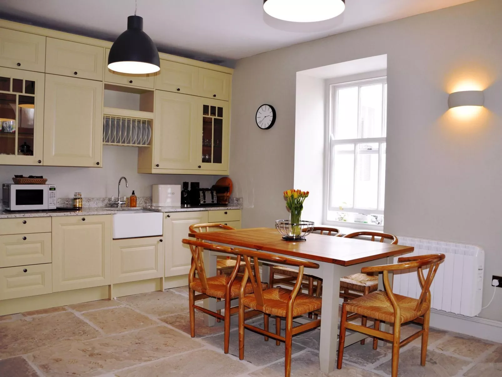 Große Ferienwohnung in Barbican mit Terrasse-Image-tags.info