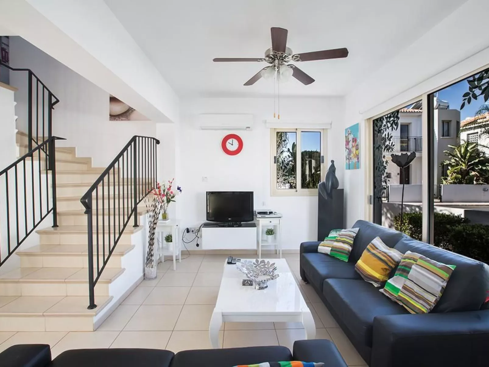 Ferienvilla PV17 mit Sonnenterrasse und Pool - Image-tags.info