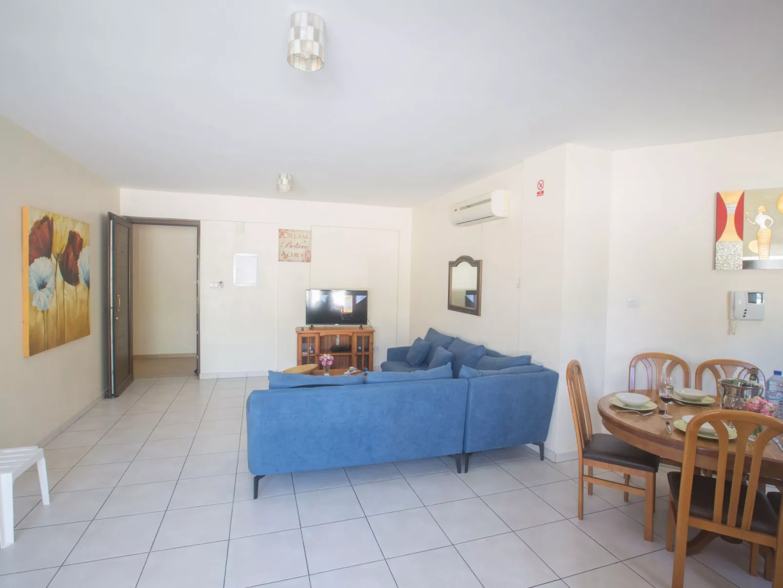 Moderne Erdgeschosswohnung in Ayia Napa - Image-tags.info