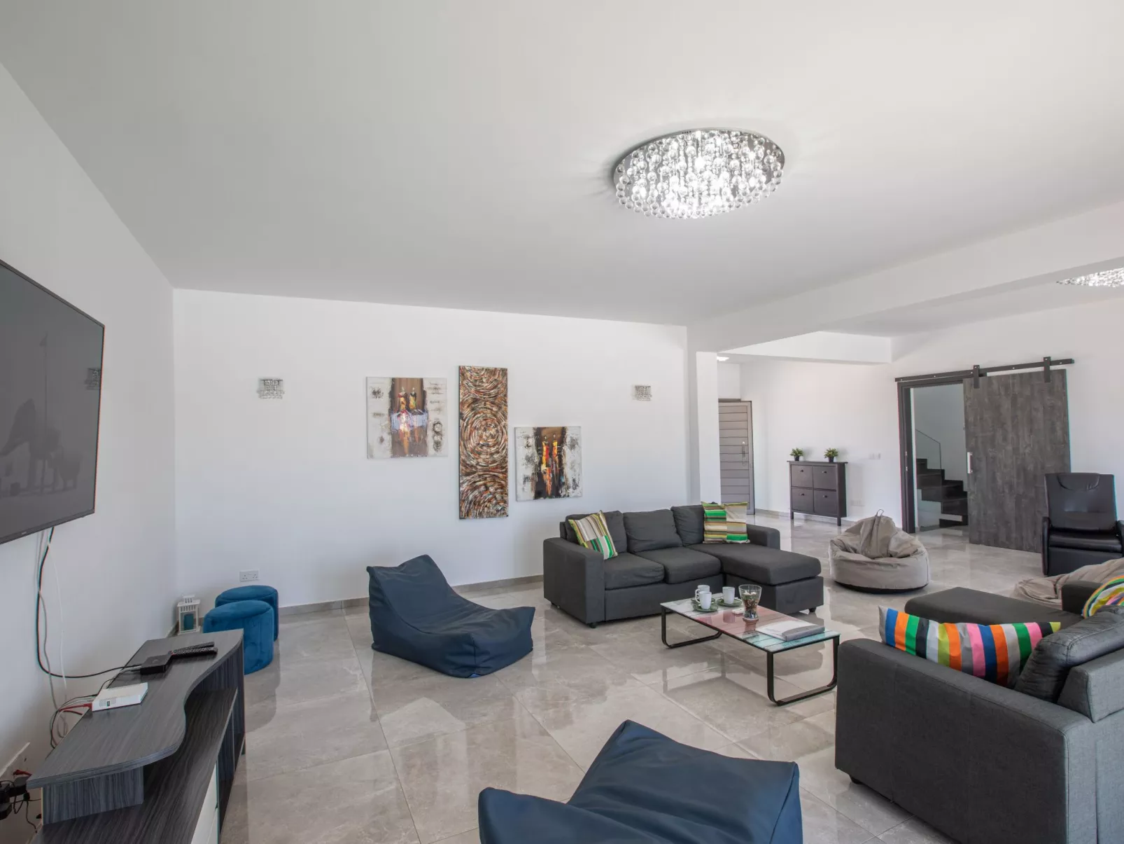 Geräumiges Ferienhaus für 12 Personen in Paralini - Image-tags.info