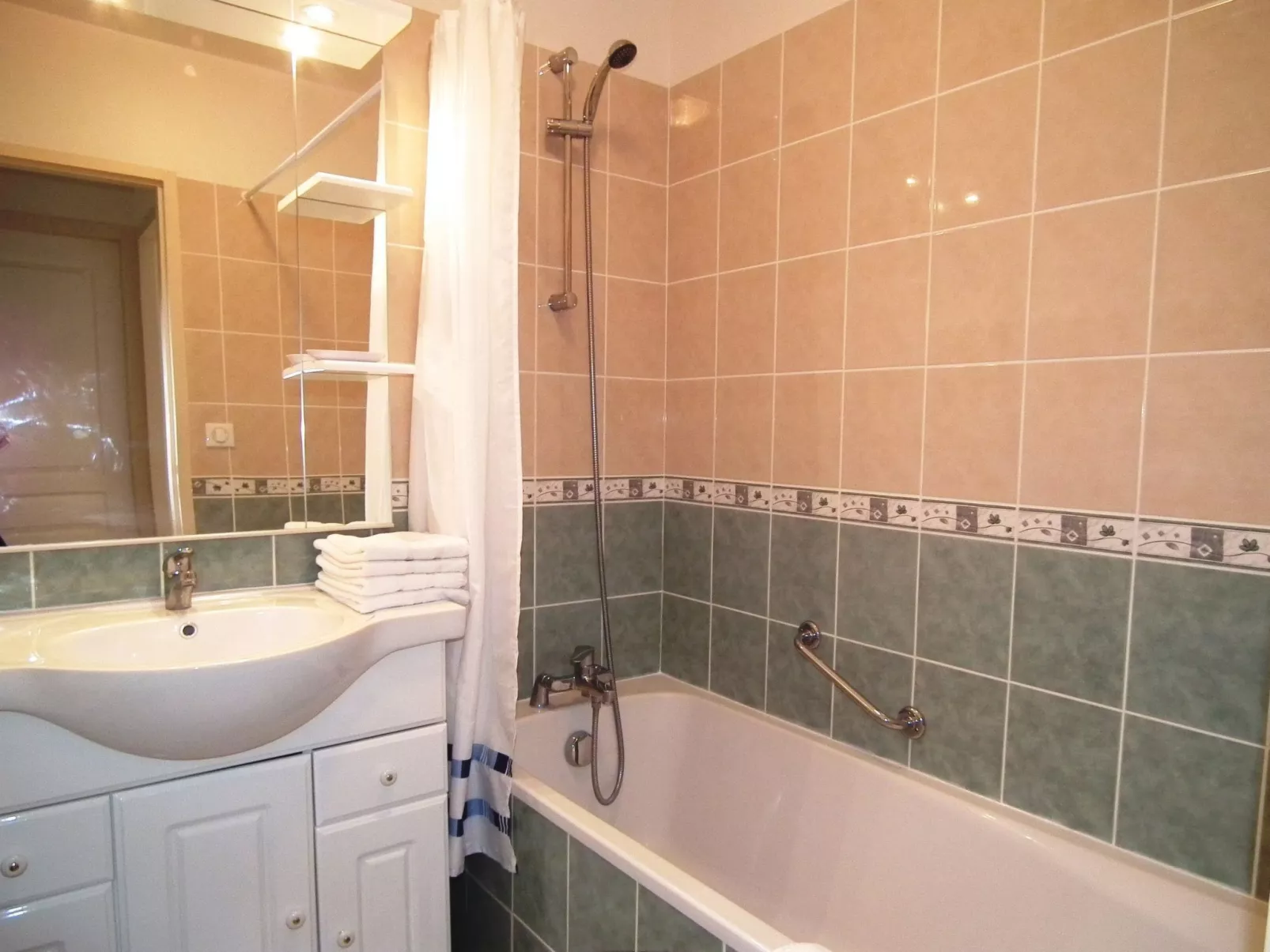 Domäne mit Jacuzzi - Binnen