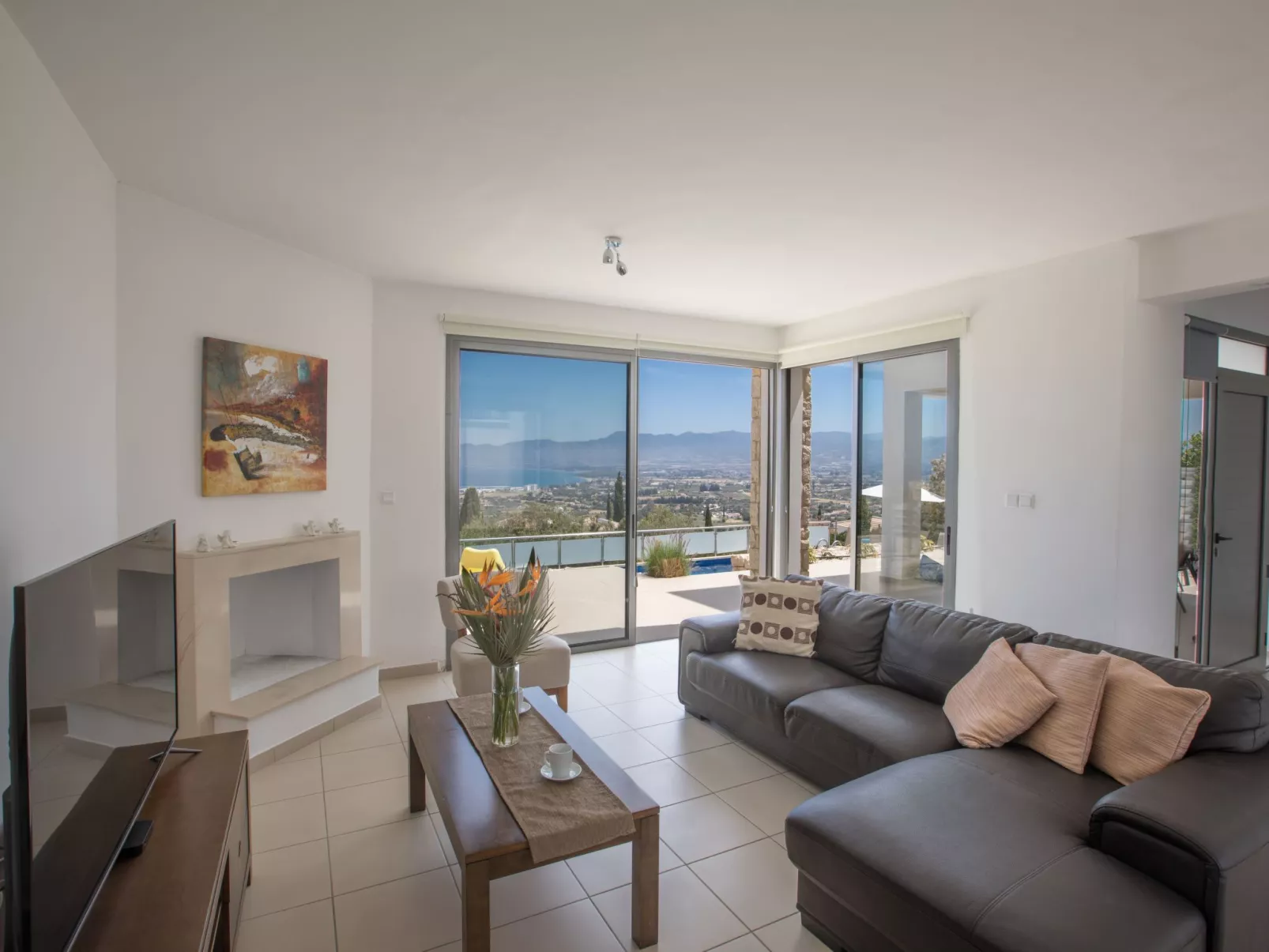 Villa mit Panoramablick auf das Meer von Latchi - Image-tags.info