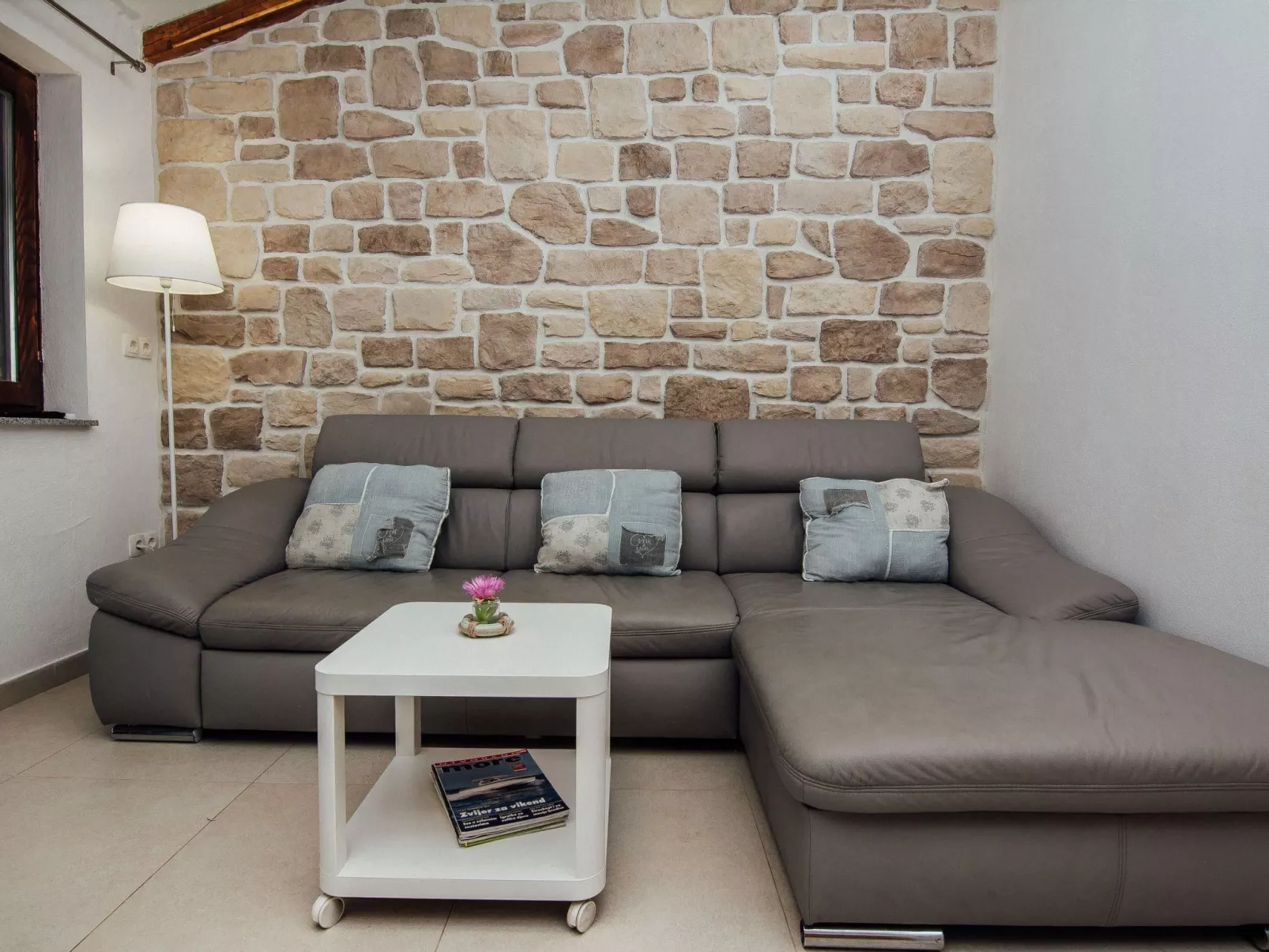 Apartment Malcic 2 - Image-tags.info