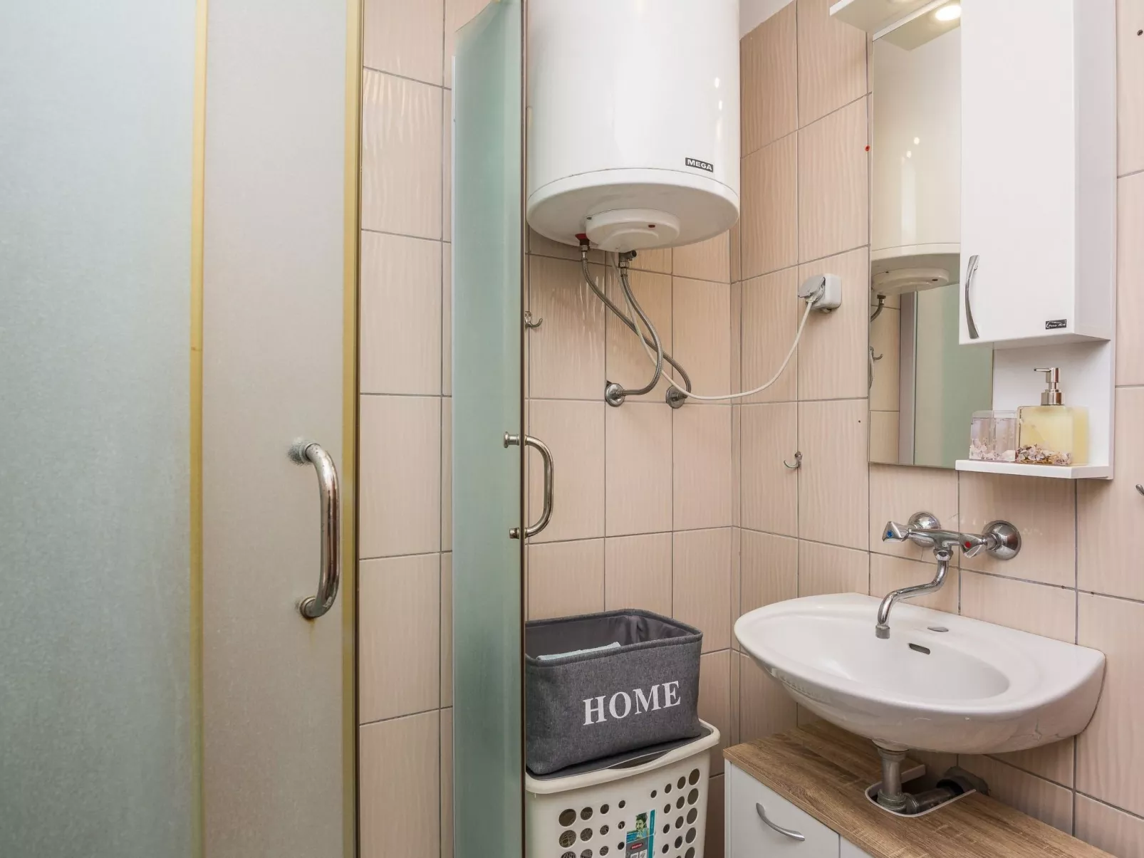 Apartment Horvatic 2 - Image-tags.info