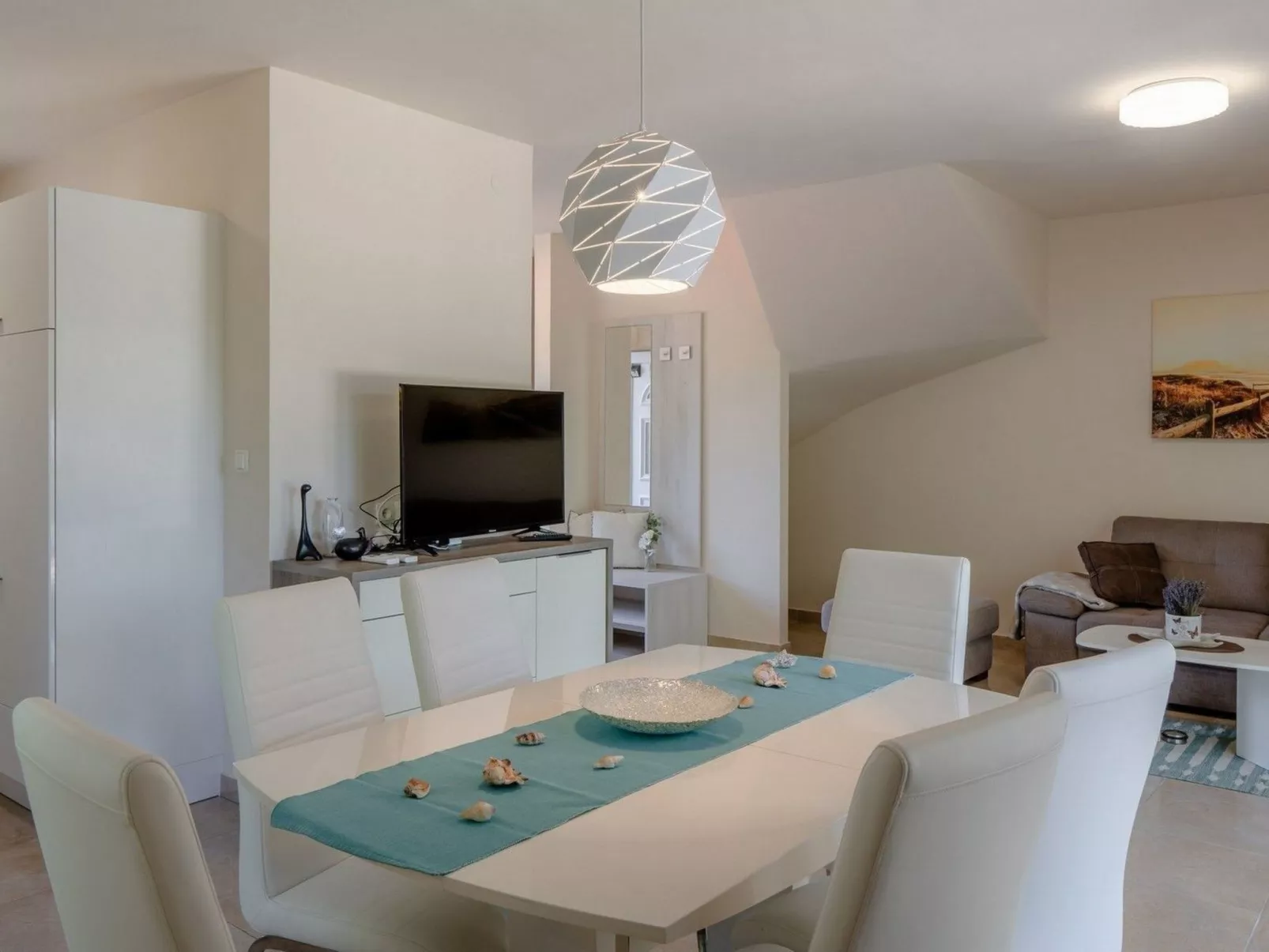 Apartment Sum mora 3 - Image-tags.info