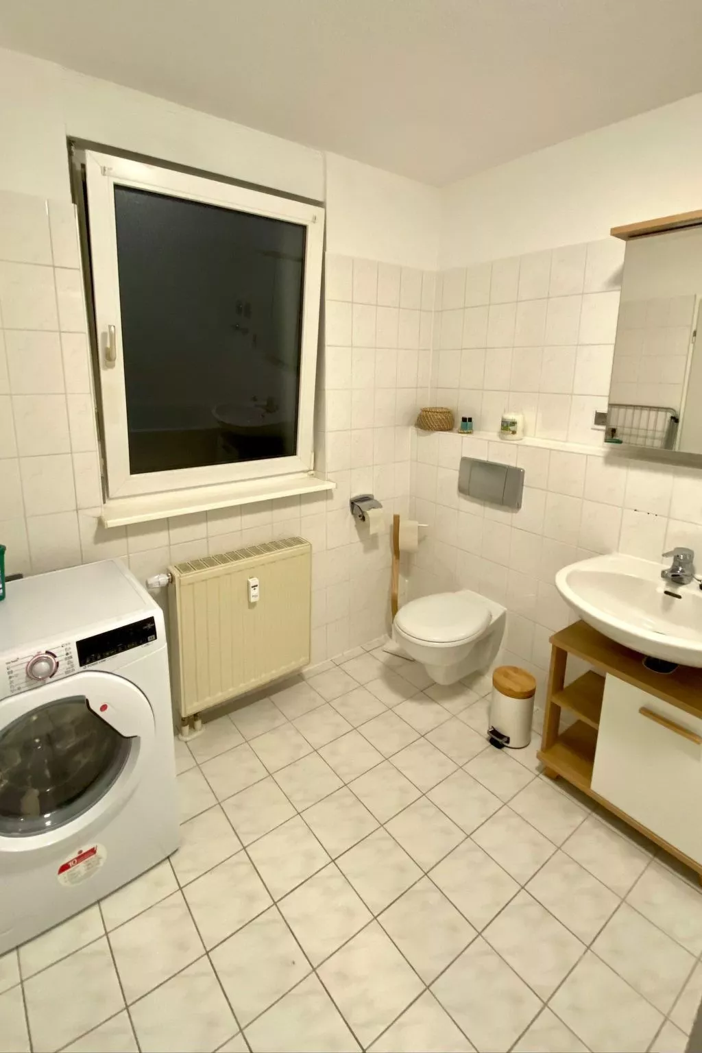 Moderne und gemütliche Ferienwohnung in Zwickau free Wifi und Netflix - Image-tags.info