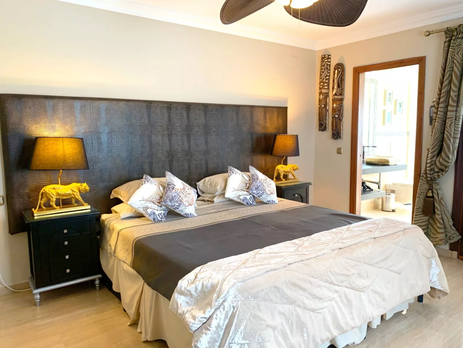 In der Nähe des Strandes, beheiztes Schwimmbad, Spielraum, Spielzimmer, etc - Binnen