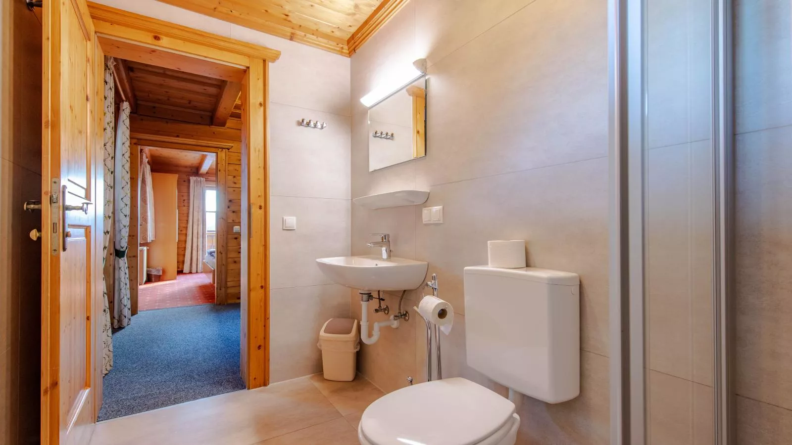 Hühneregg - Badkamer