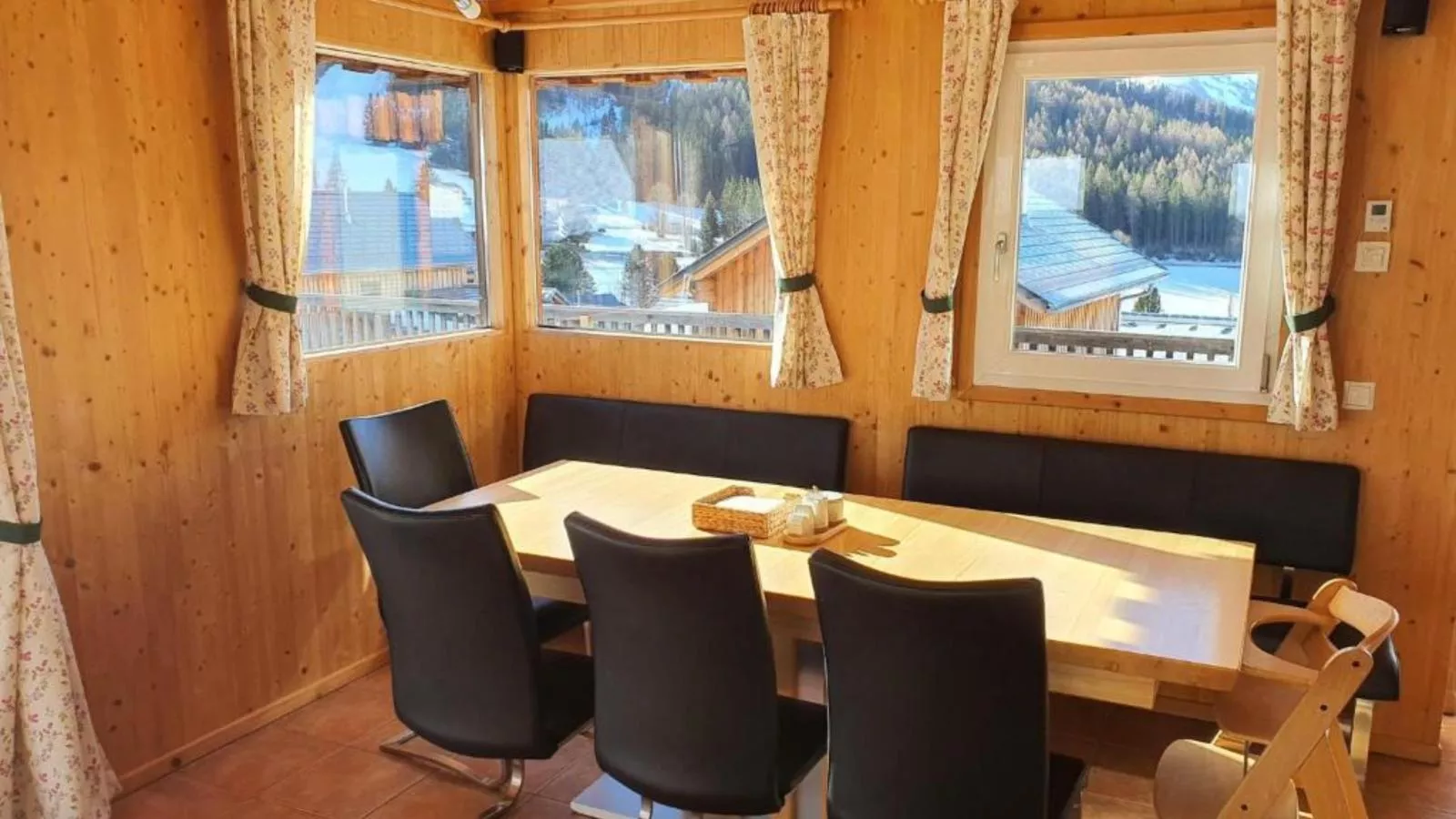 Tauern Lodge - Eetkamer