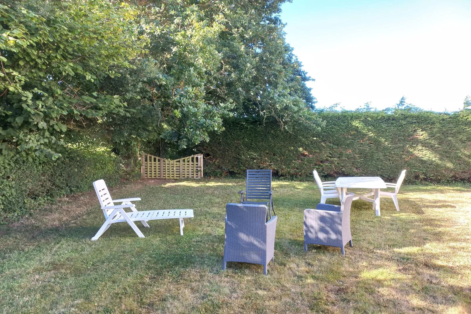 Maison de vacances Henansal-Tuinen zomer