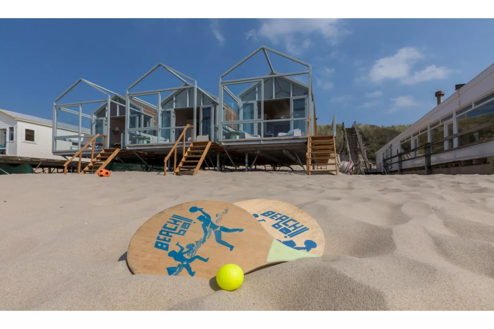 Slaapstrandhuisje - Strand dishoek 68  Dishoek-Buitenkant zomer