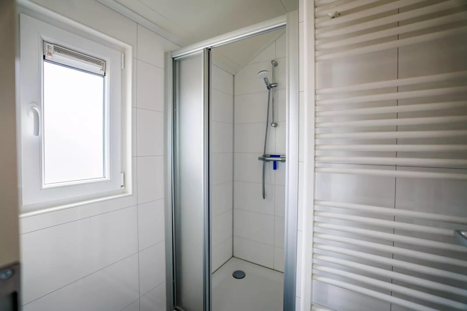 Vakantiepark Eiland van Maurik 2 - Badkamer