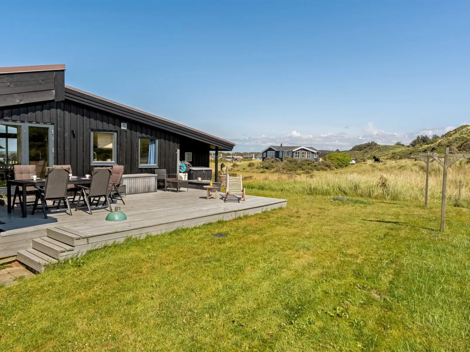 "Senija" - 334m from the sea-Buiten