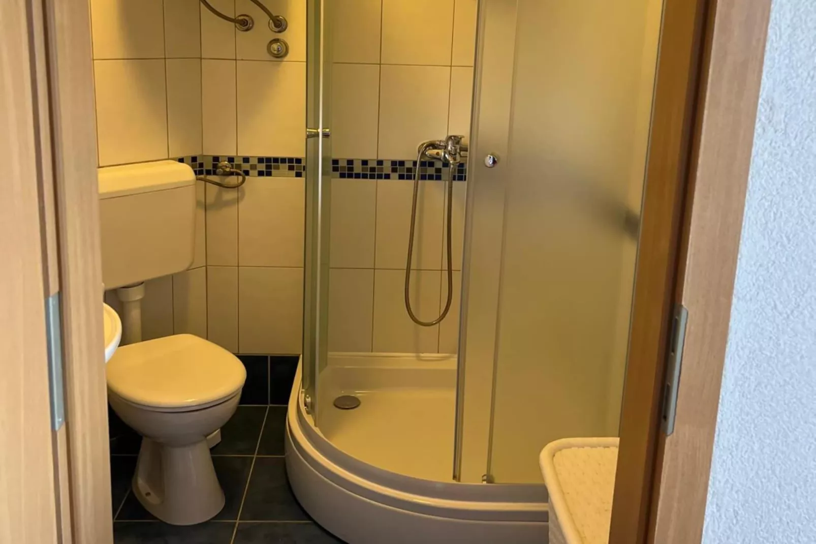 Villa Stella - Two Bedroom Apartment with Balcony and Sea View (Marilena)-Badkamer