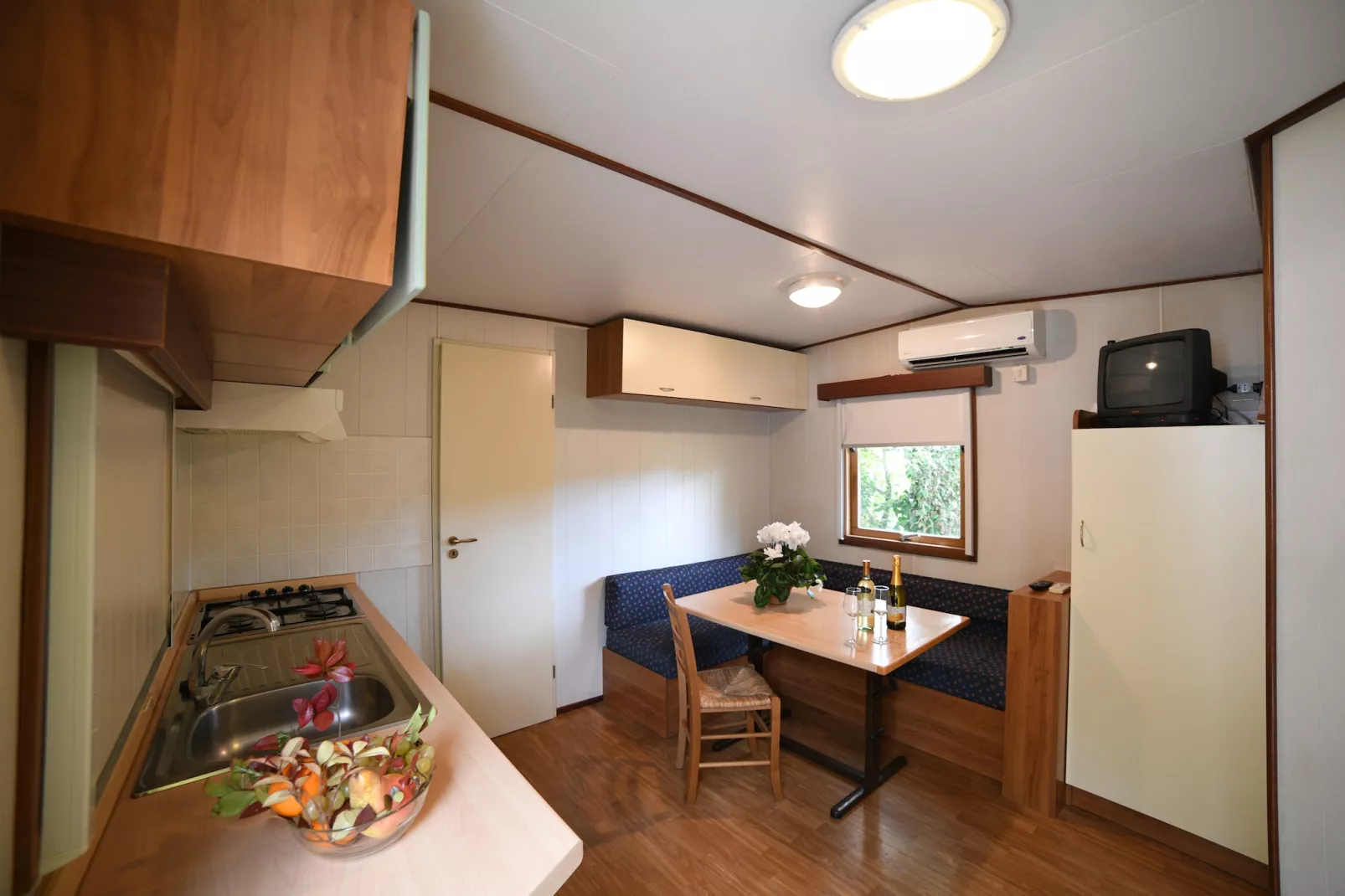 C´Era una Volta - Mobile Home TYPE B- C2/3 Pax MH1 - Keuken