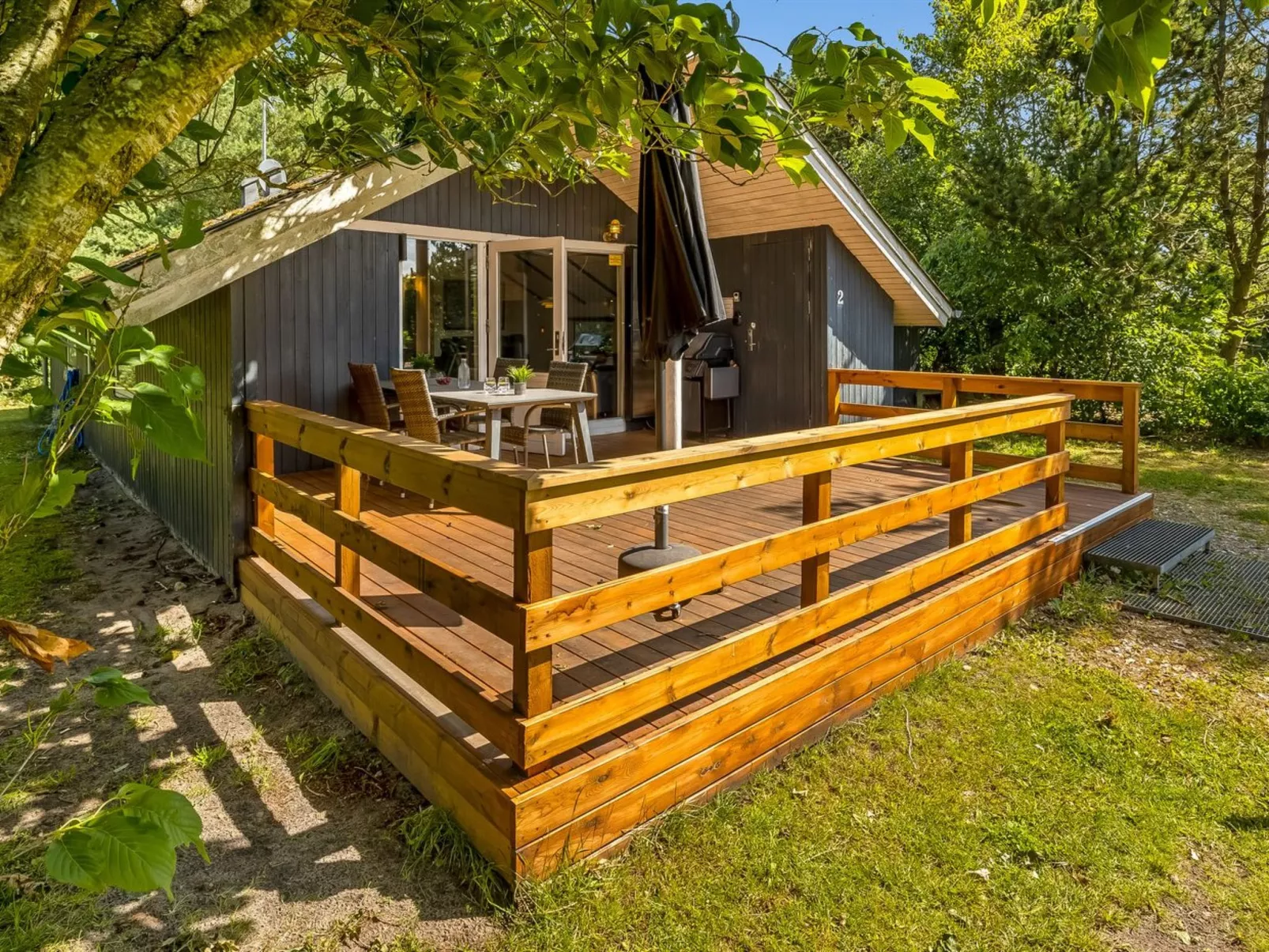 "Yarla" - 500m to the fjord-Buiten