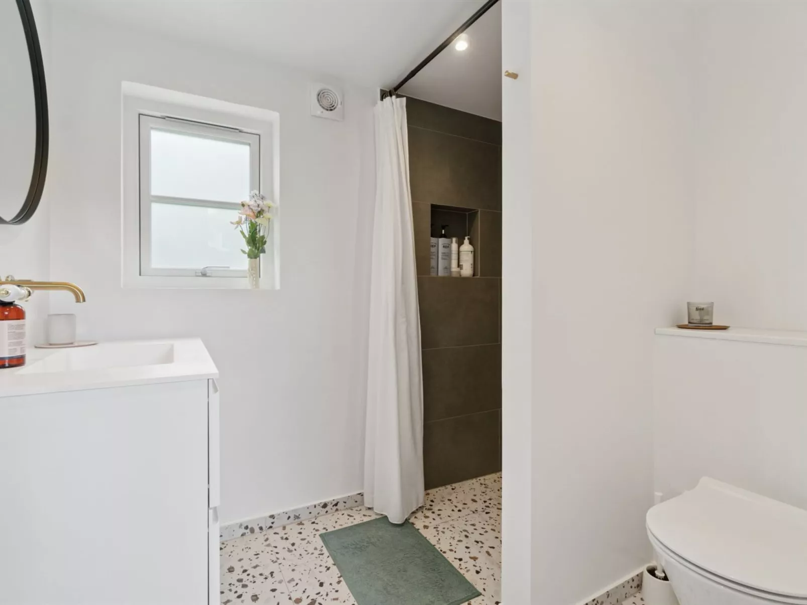 "Hermine" - 250m from the sea-Binnen