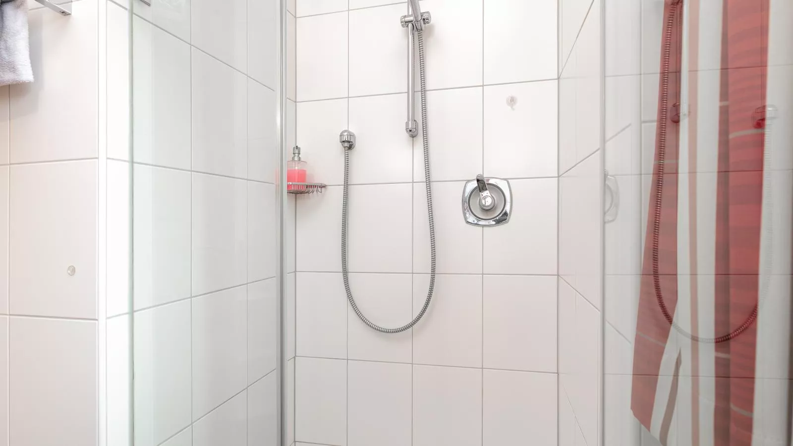 Landhaus Marchfeld Top 2-Badkamer