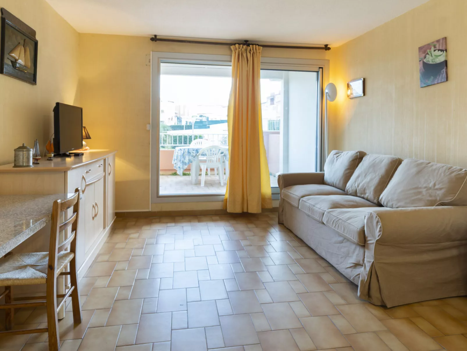 Les Indes Galantes D-Binnen