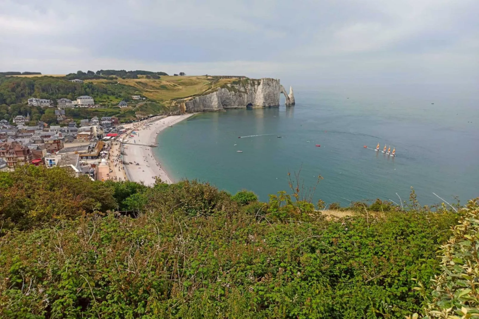 AU PIQUE D'ETRETAT/PIQUE