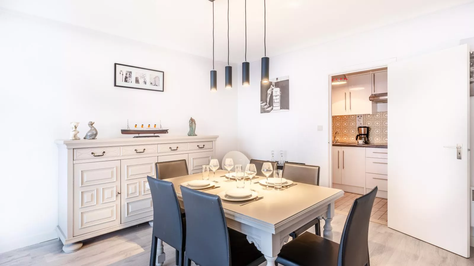 Permieres Loges-Eetkamer