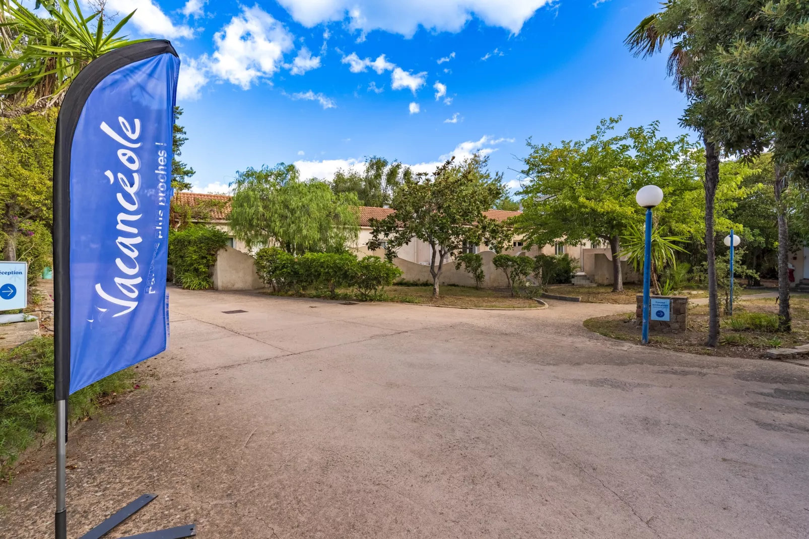 Lisa Maria E N°60 - 3P7-Buitenlucht