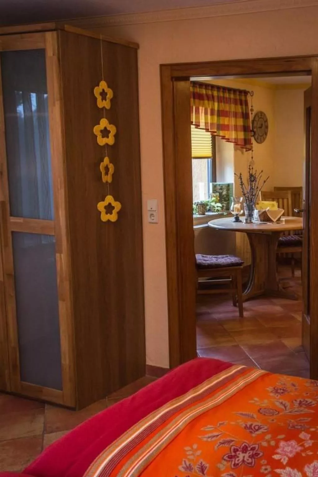 Mit Fasssauna-Binnen