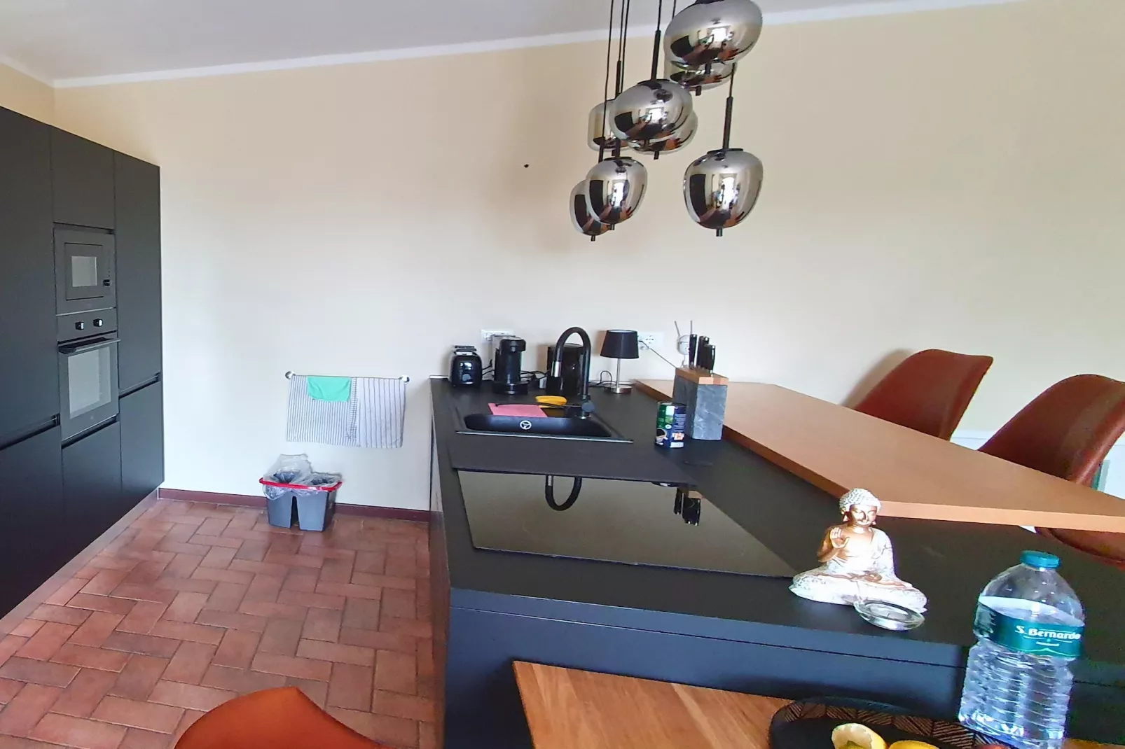 Apartment in einer charmanten Villa mit Meerblick Kreidl-Keuken