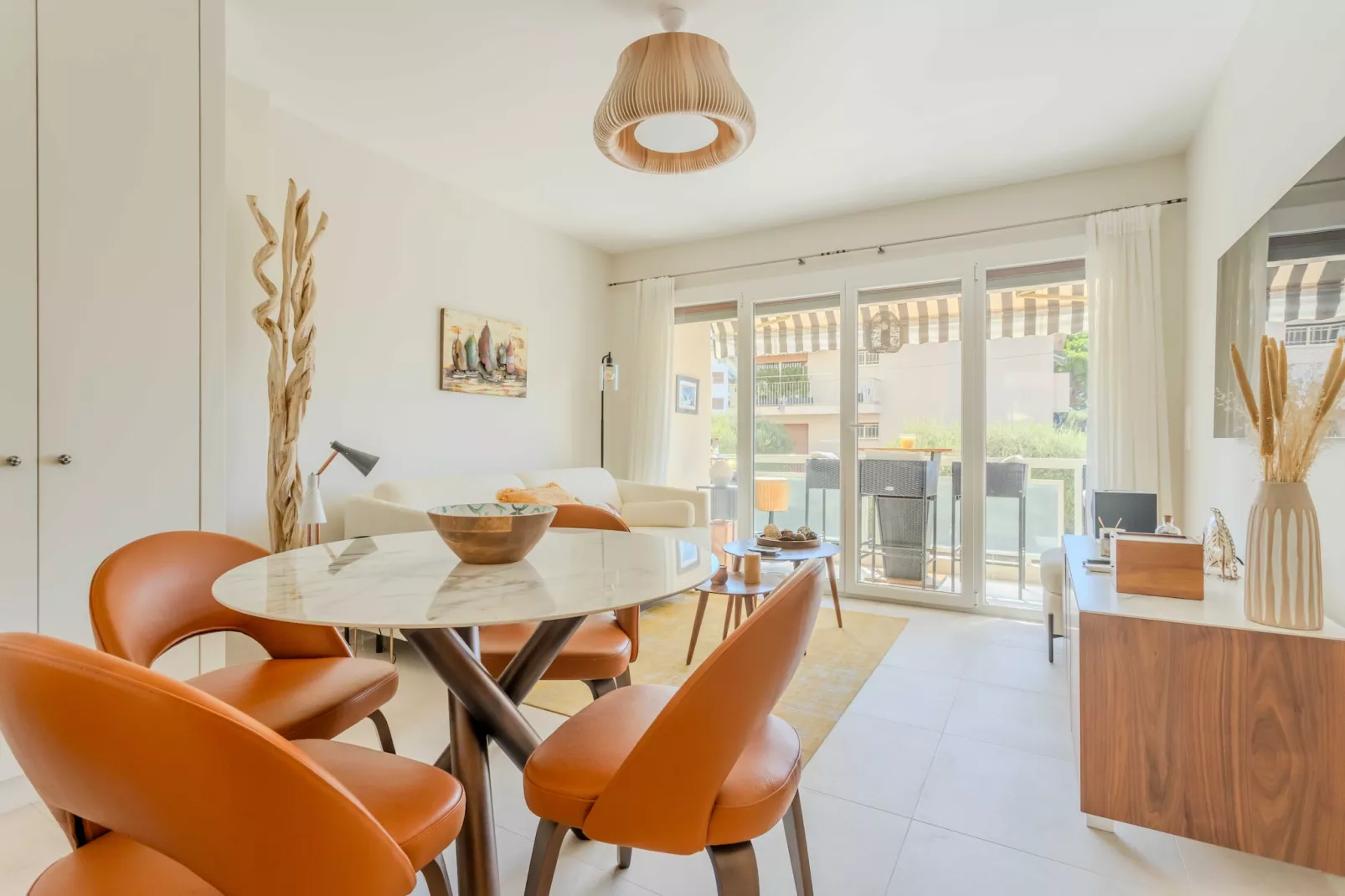 MB-2-PINS-M-Niet-getagd