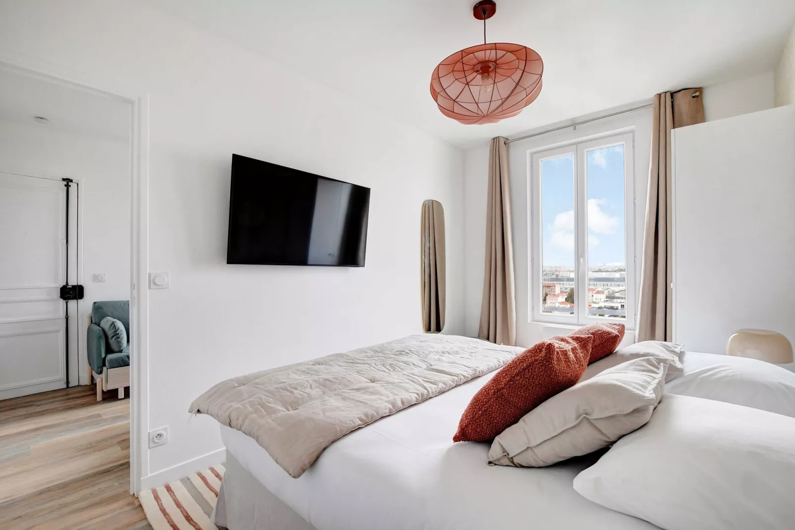 SN-101-THOREZ-3G-Niet-getagd