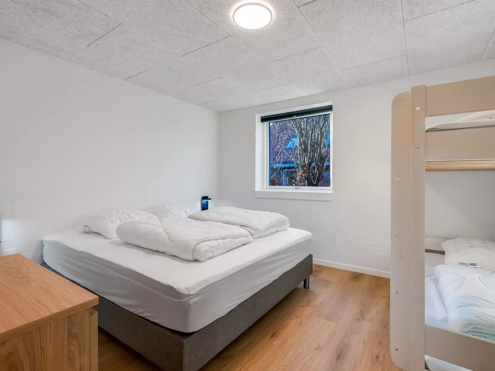 "Cyrill" - 2km from the sea - Binnen