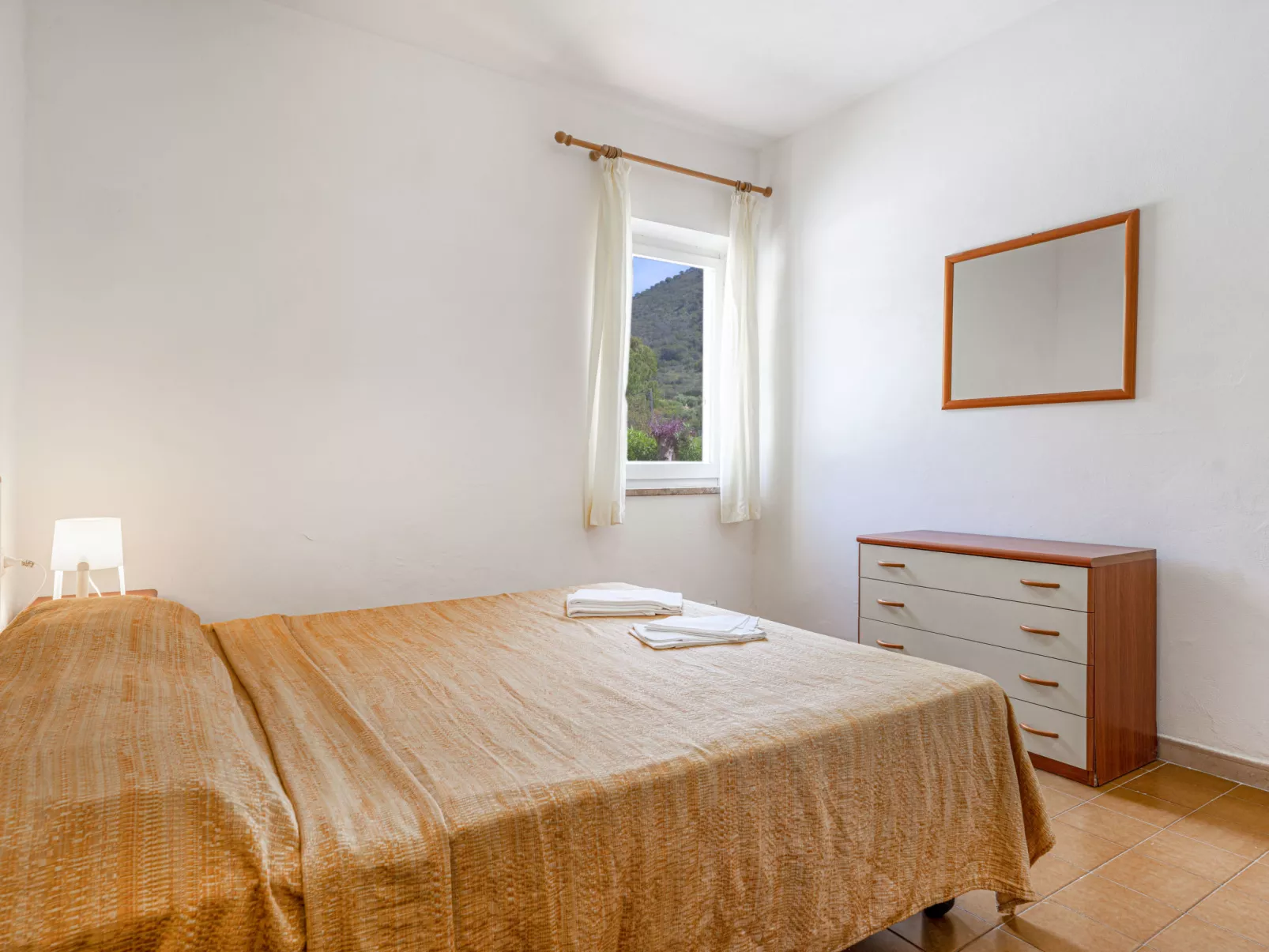 Elbamar Lacona 1 - Binnen