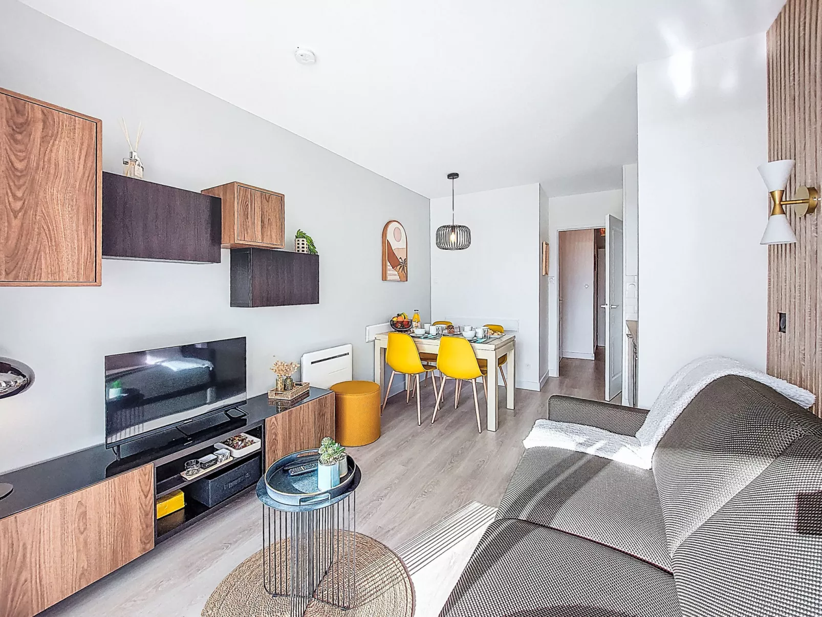 Garden and Sea- Appt T2 moderne, vue mer - Binnen