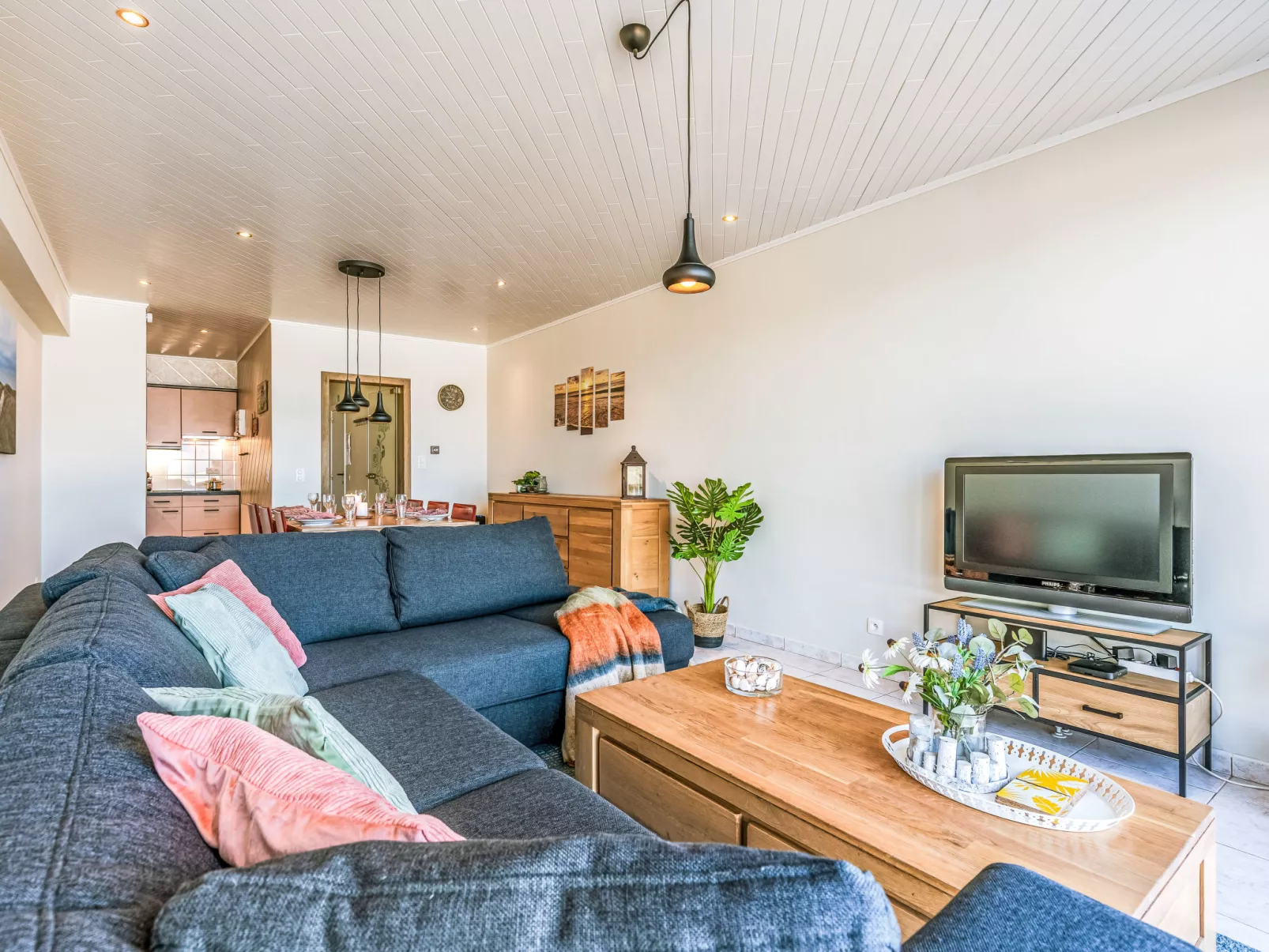 Trondjhem with seaview - Binnen